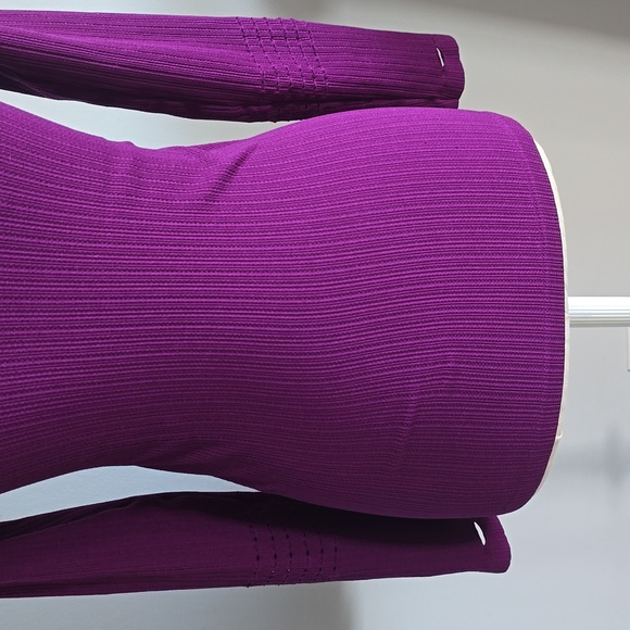 ALO Ribbed Long Sleeve - Picture 3 of 6